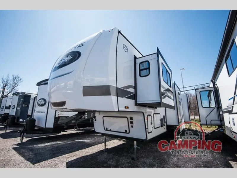 2026 Forest River Cherokee Sabre 37FLH - Photo 4