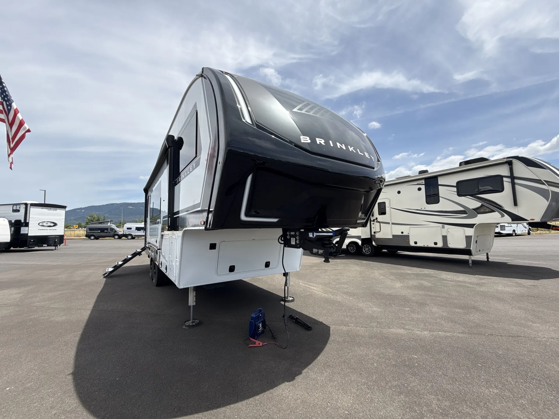 2025 Brinkley Model Z 2670 - Main photo