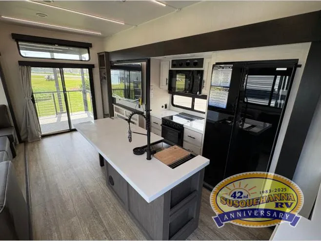 2025 Forest River Cherokee Arctic Wolf Suite 3800DECK - Photo 2