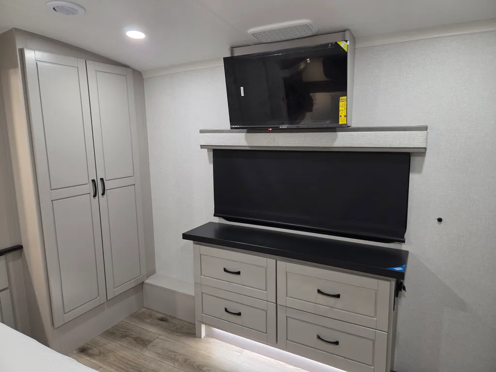2026 Jayco North Point 395DSDB, Photos photo 30