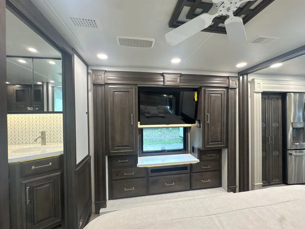 2026 Entegra Coach Aspire 44V, Photos photo 27