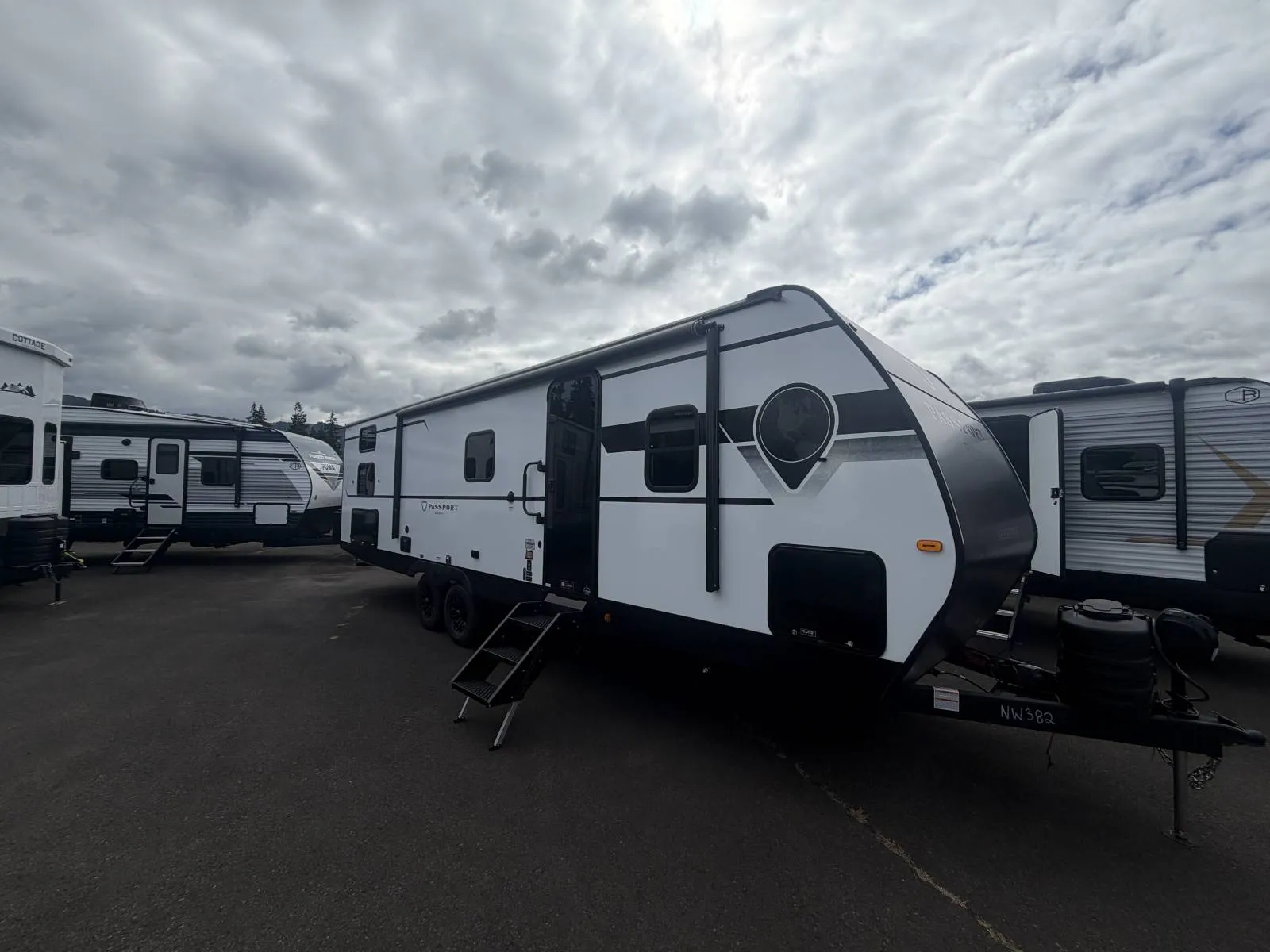 2026 Keystone RV Passport 253RDWE - Photo 2