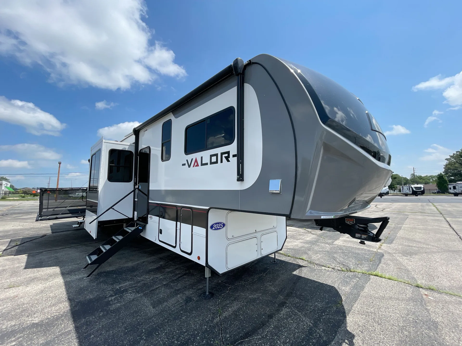 2025 Alliance RV Valor 44V14 - Photo 2