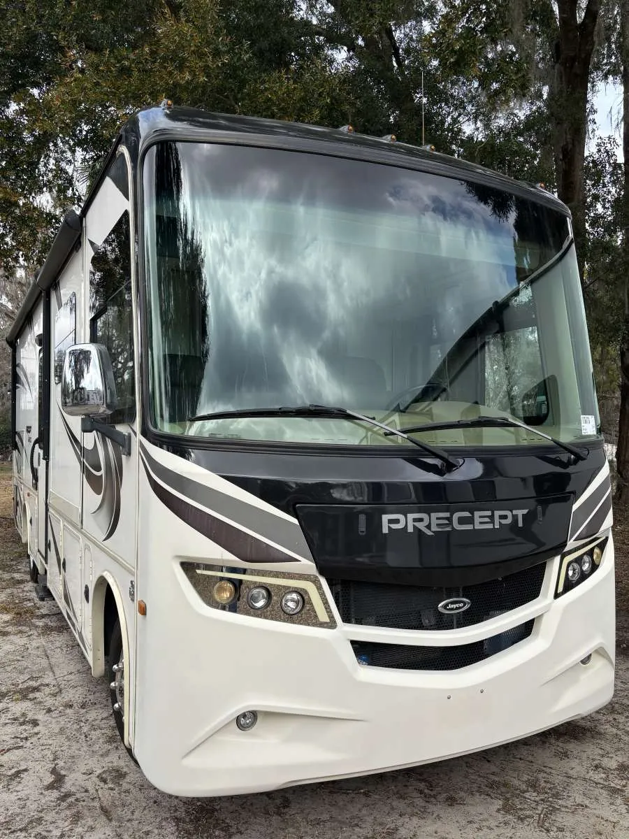 2020 Jayco Precept 31UL - Photo 2