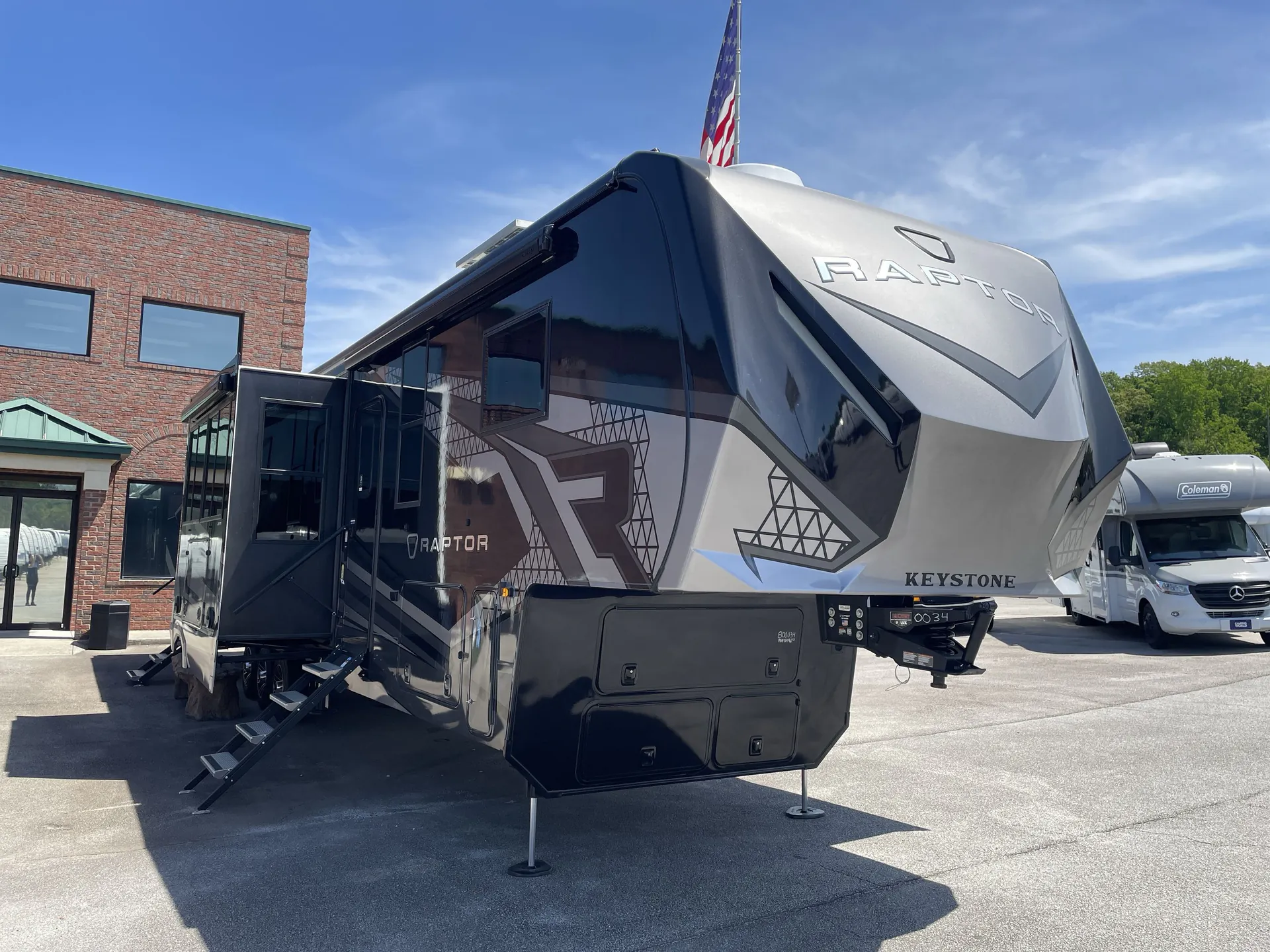 2026 Keystone Raptor 415 - Photo 2