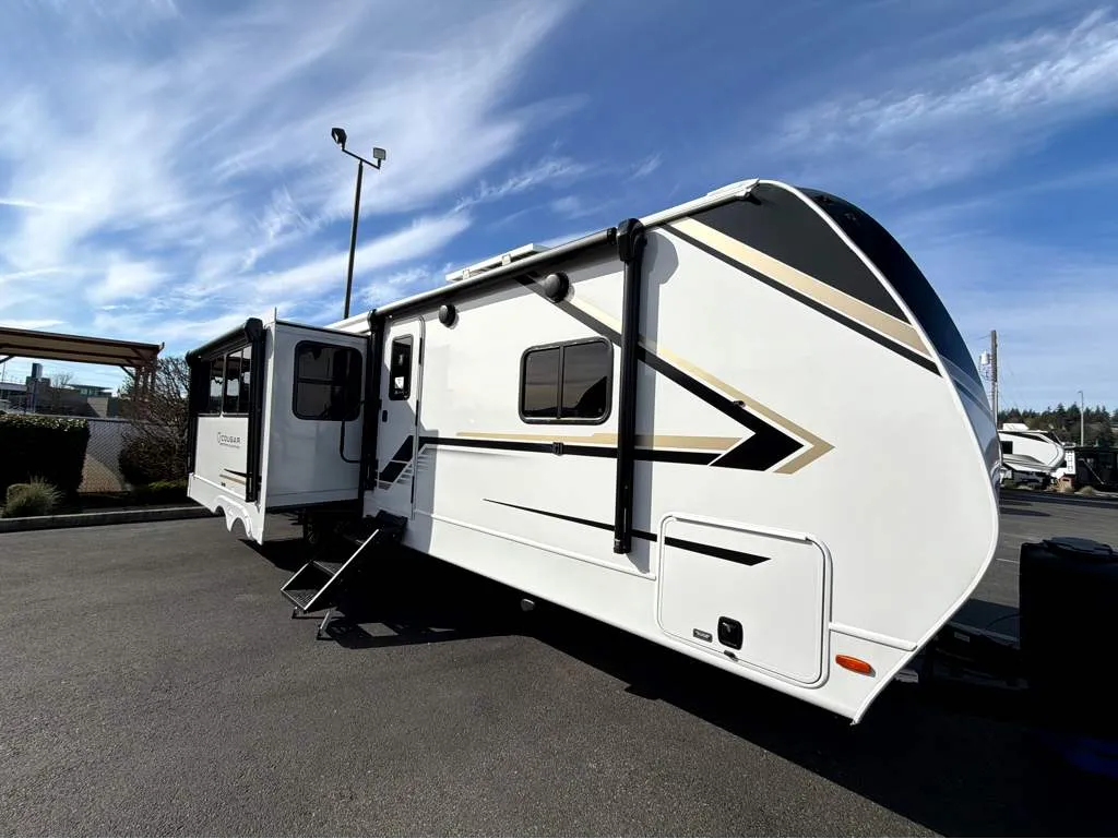 2026 Keystone Cougar Western Elevation 29RLWE dealer photo 1 from Tacoma RV Center
