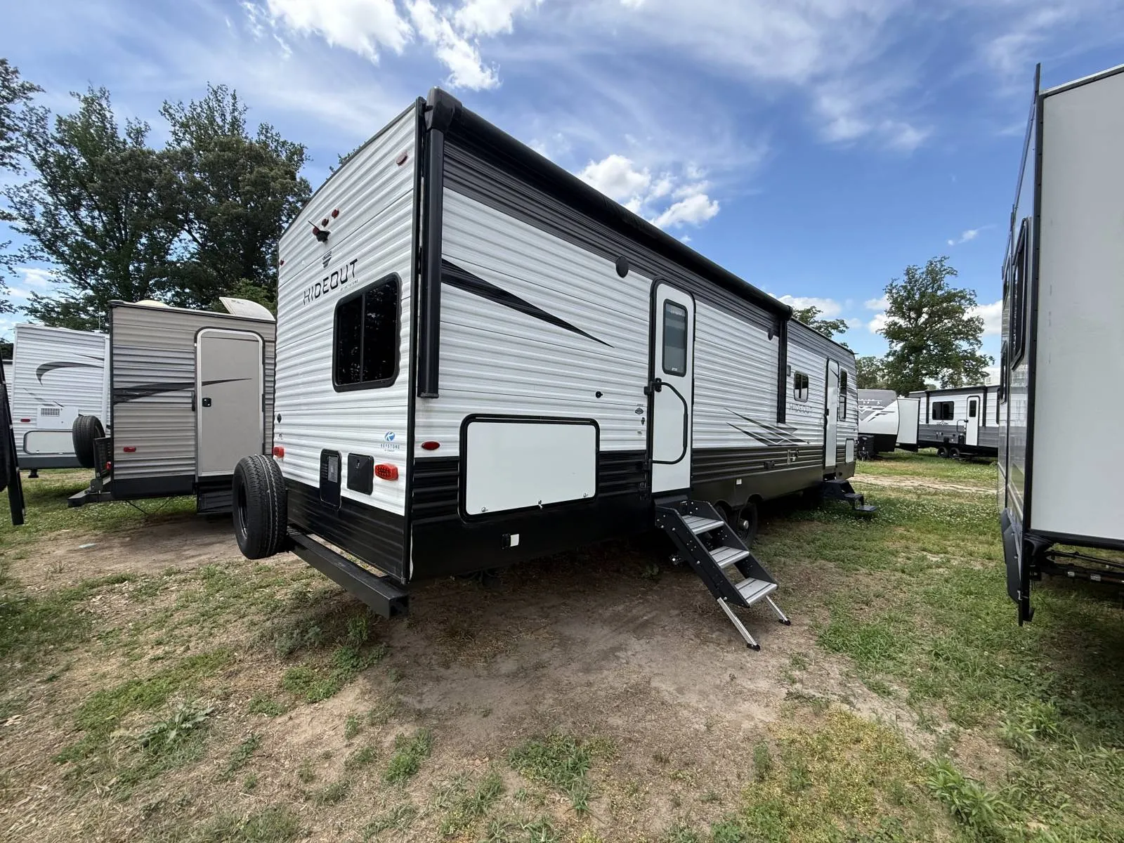 2021 Keystone Hideout 29DFS - Photo 4