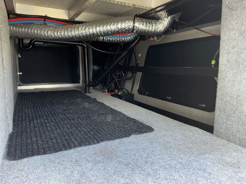 2018 Forest River RV Cherokee Arctic Wolf 285DRL4 - Photo 4