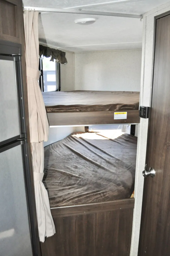 2018 Keystone Springdale 220BHWE, Photos photo 13