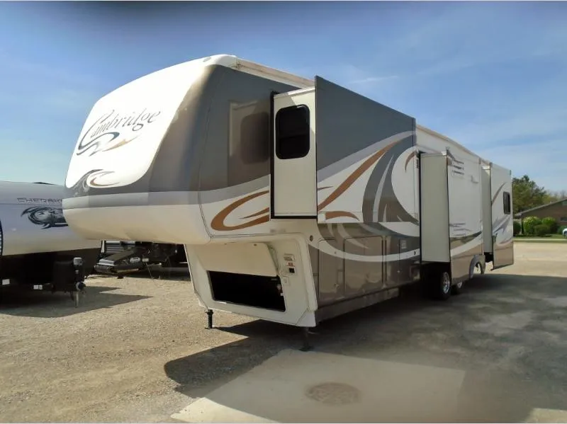 2006 Keystone RV Cambridge 358RLS - Main photo