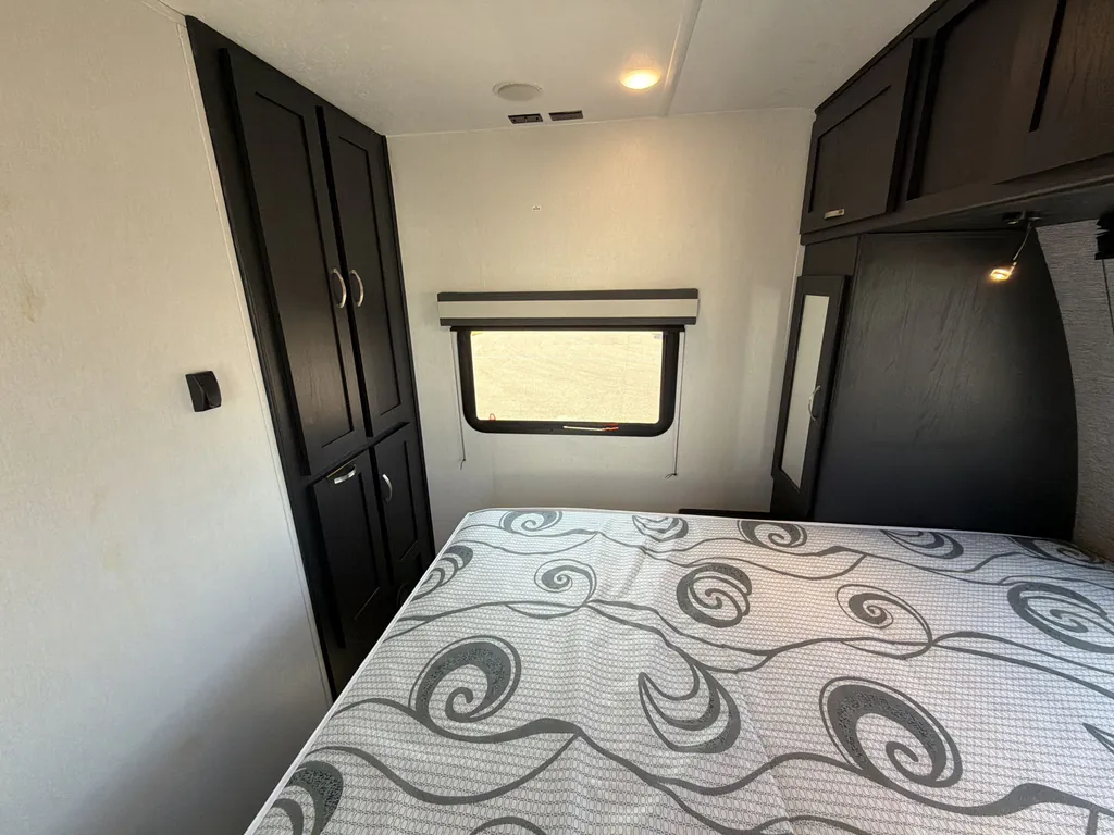2023 Coachmen Freedom Express Ultra Lite 274RKS, Photos photo 16