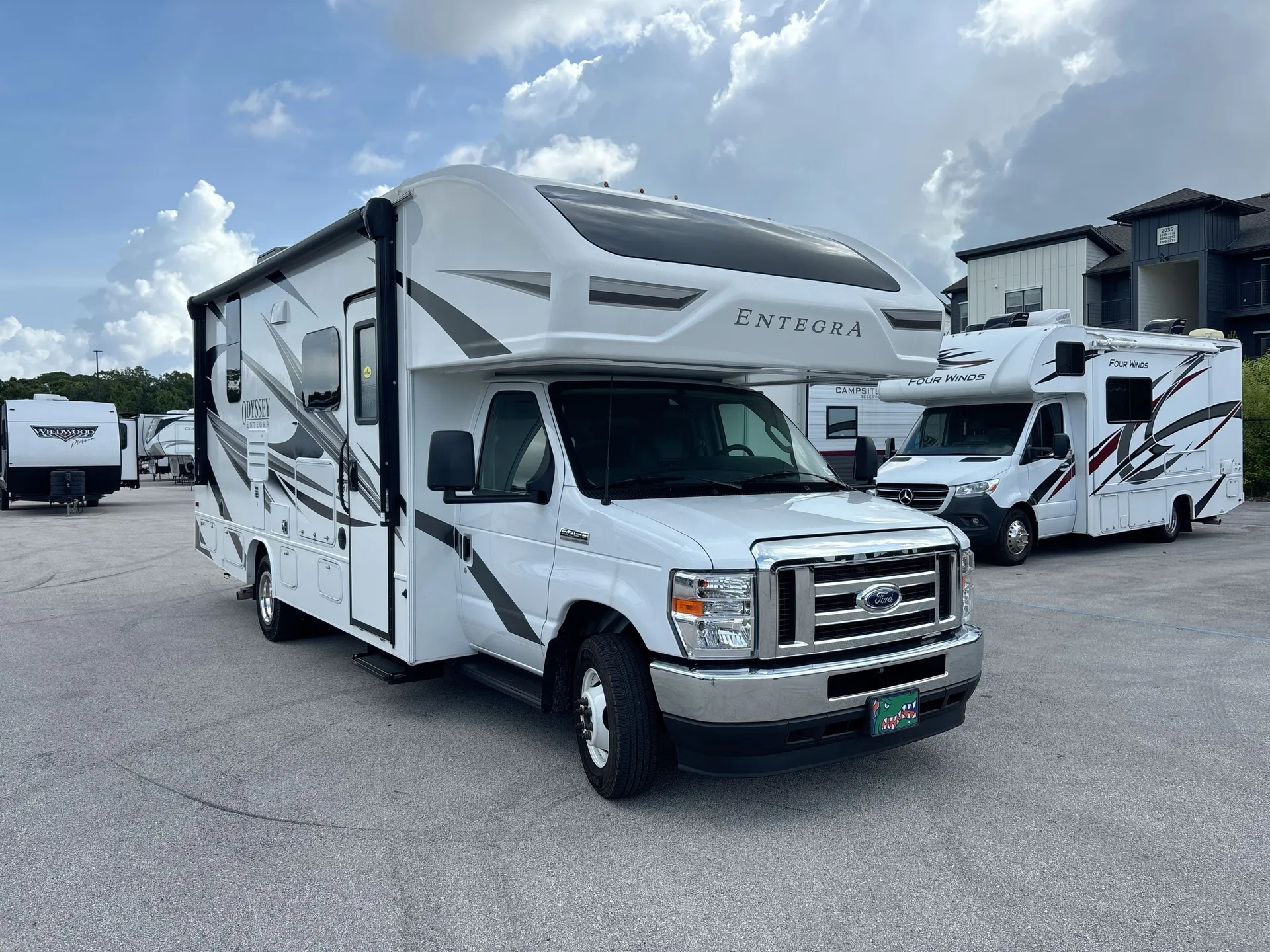 2023 entegra coach Odyssey 24B - Photo 2