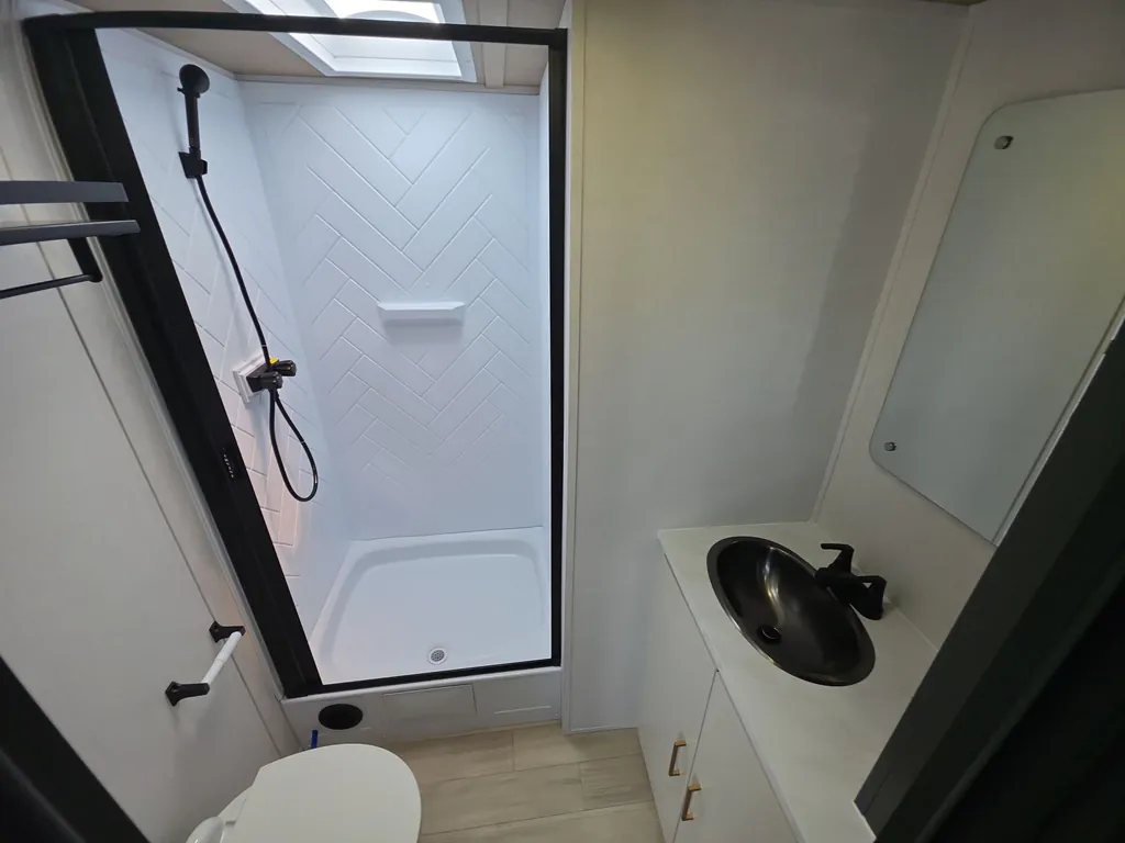 2027 Forest River Vibe 3400SB, Photos photo 27