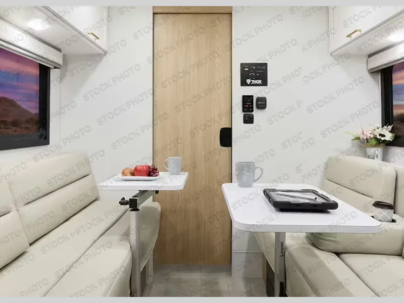 2027 Thor Motor Coach Chateau 19X - Photo 3