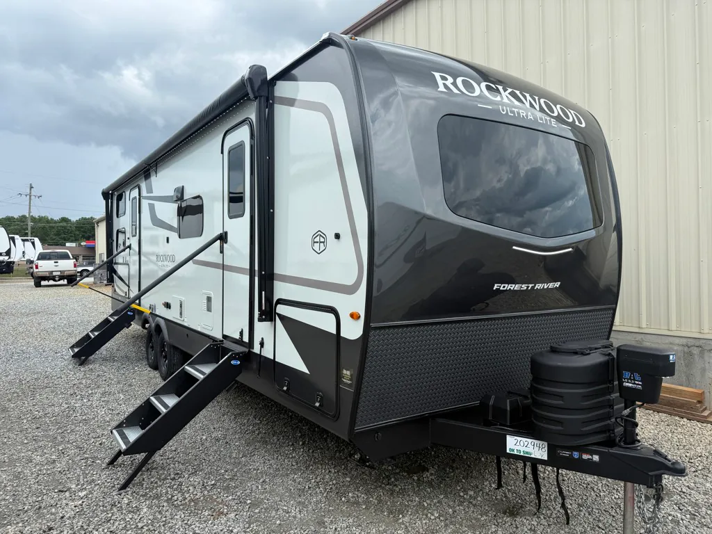 2027 Forest River Rockwood Ultra Lite 2706BH