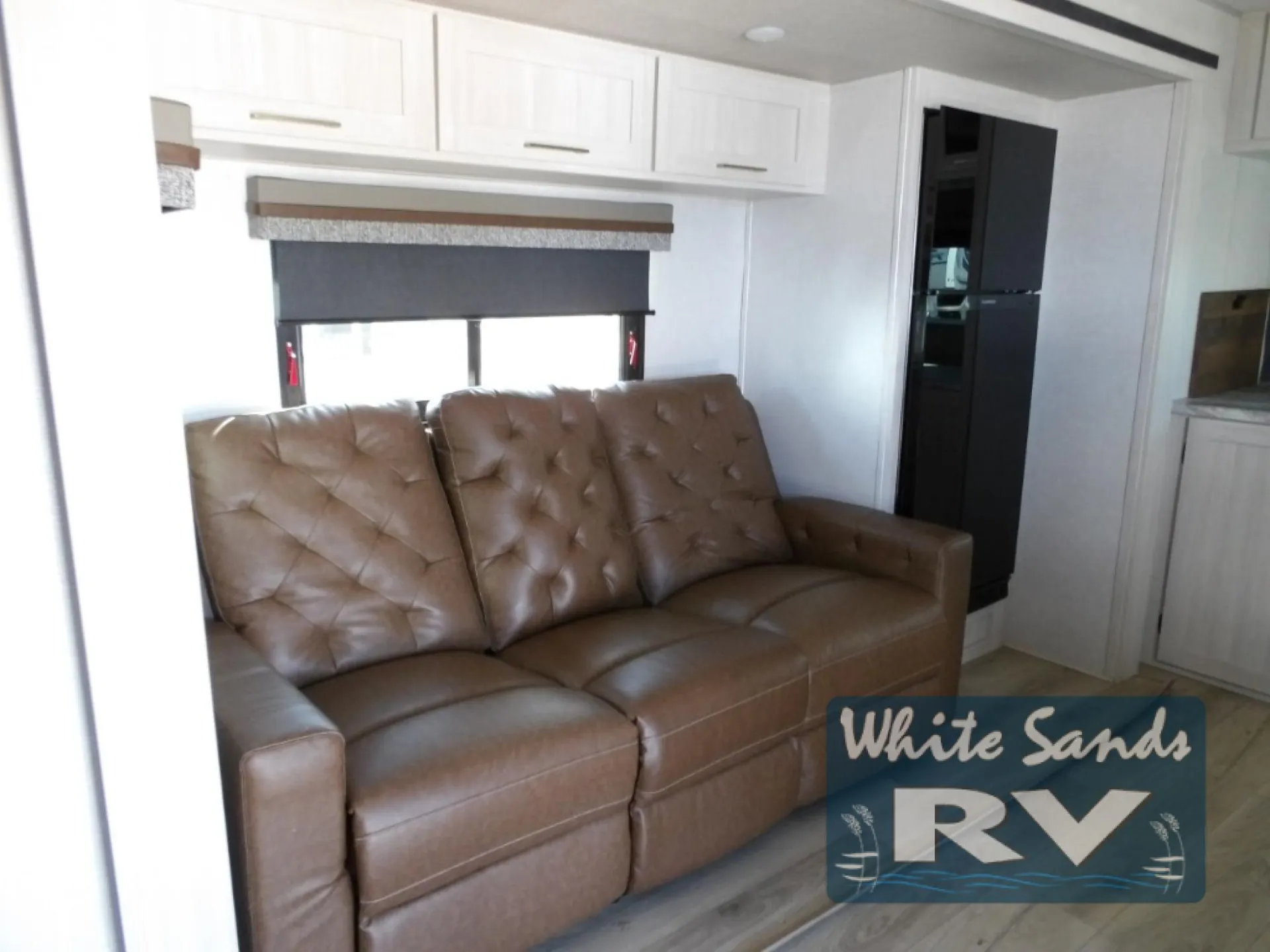2024 Forest River Grand Surveyor 268FKBS — Photo 7