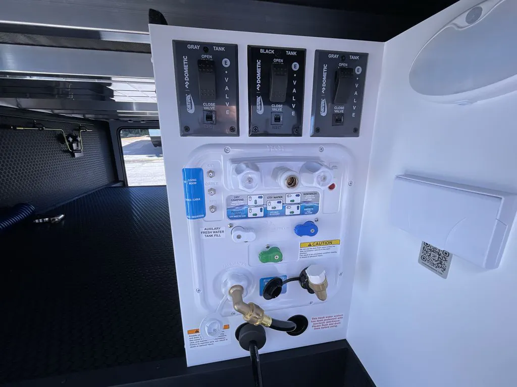 2026 Brinkley Model Z 3515, Photos photo 37