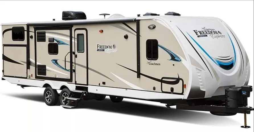 Coachmen Freedom Express Liberty Edition 231 RBDSLE exterior