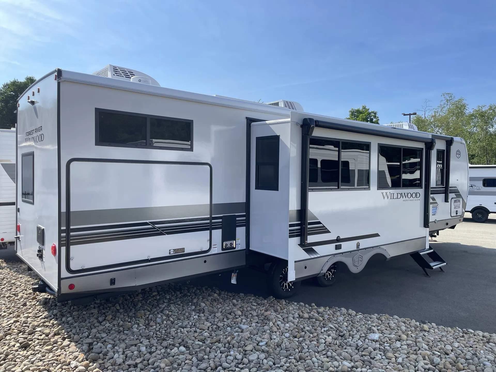 2027 Forest River Wildwood Heritage Glen 310BHI — campside