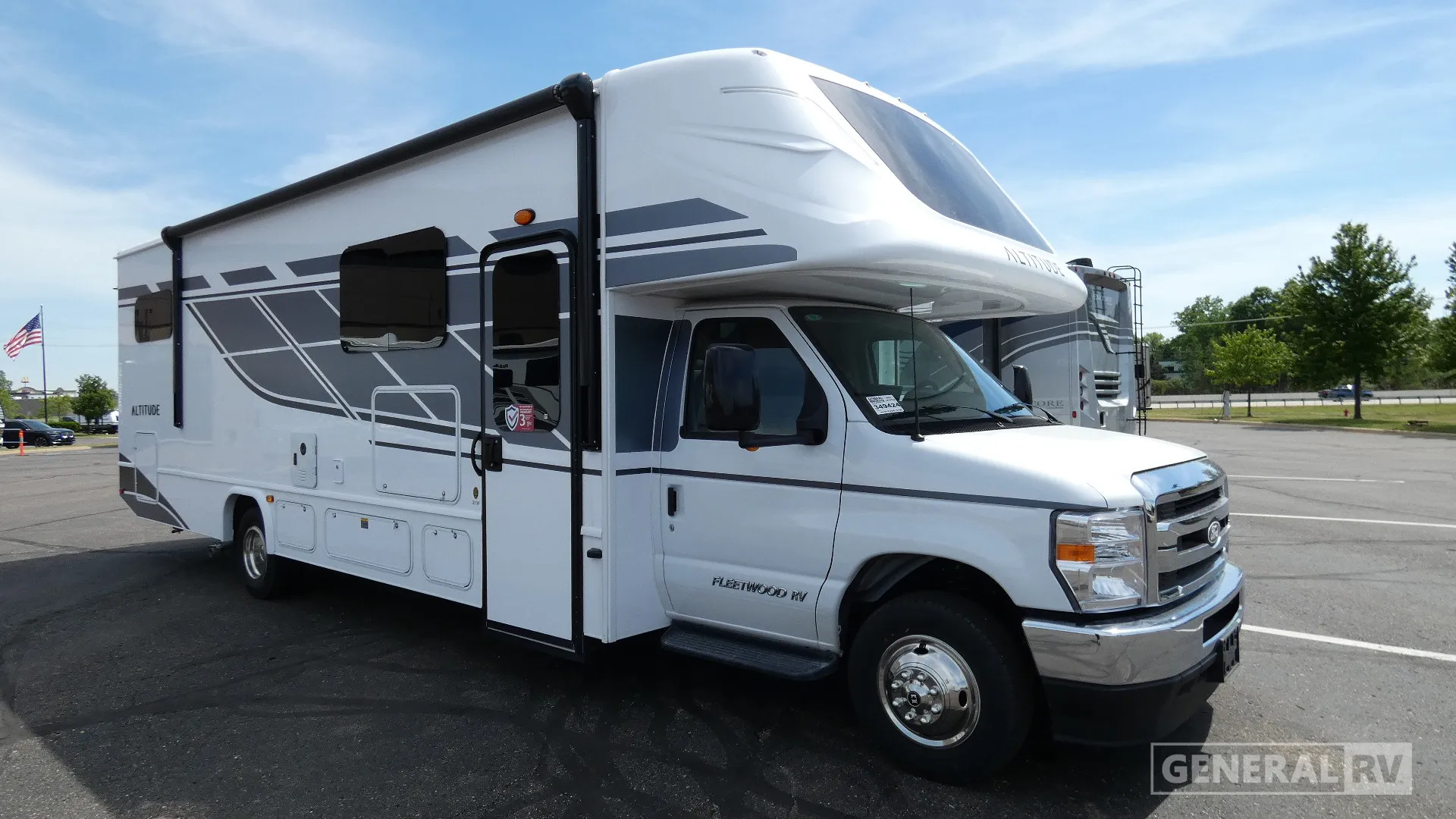 2026 Fleetwood Altitude 31W - Photo 2