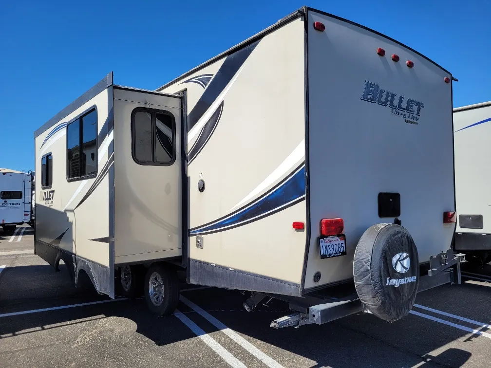 2017 Keystone Bullet 265RBIWE - Photo 3