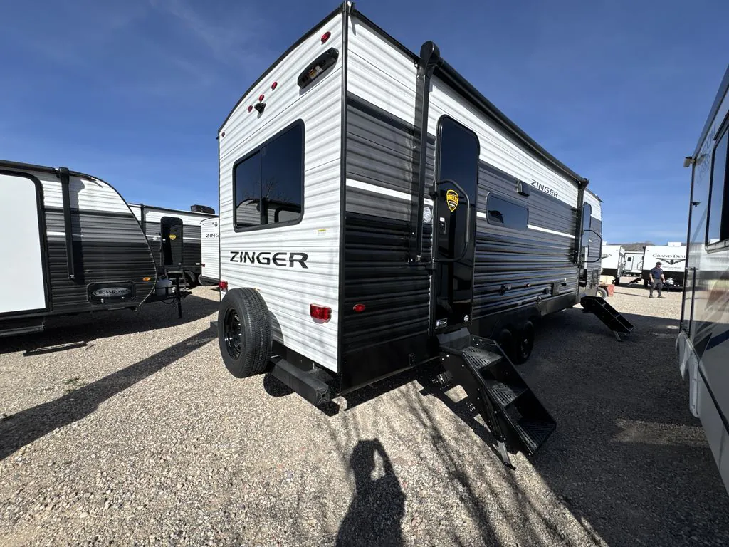 2026 CrossRoads Zinger 260RL - Photo 2