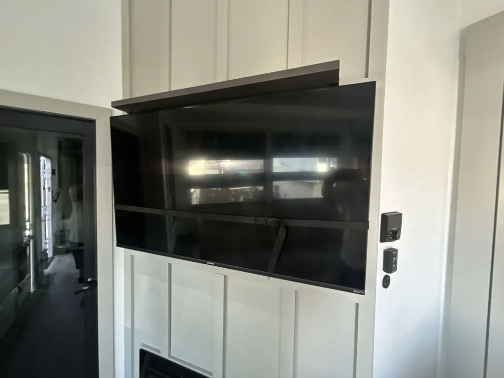 2025 Brinkley Model G 4000, Photos photo 12