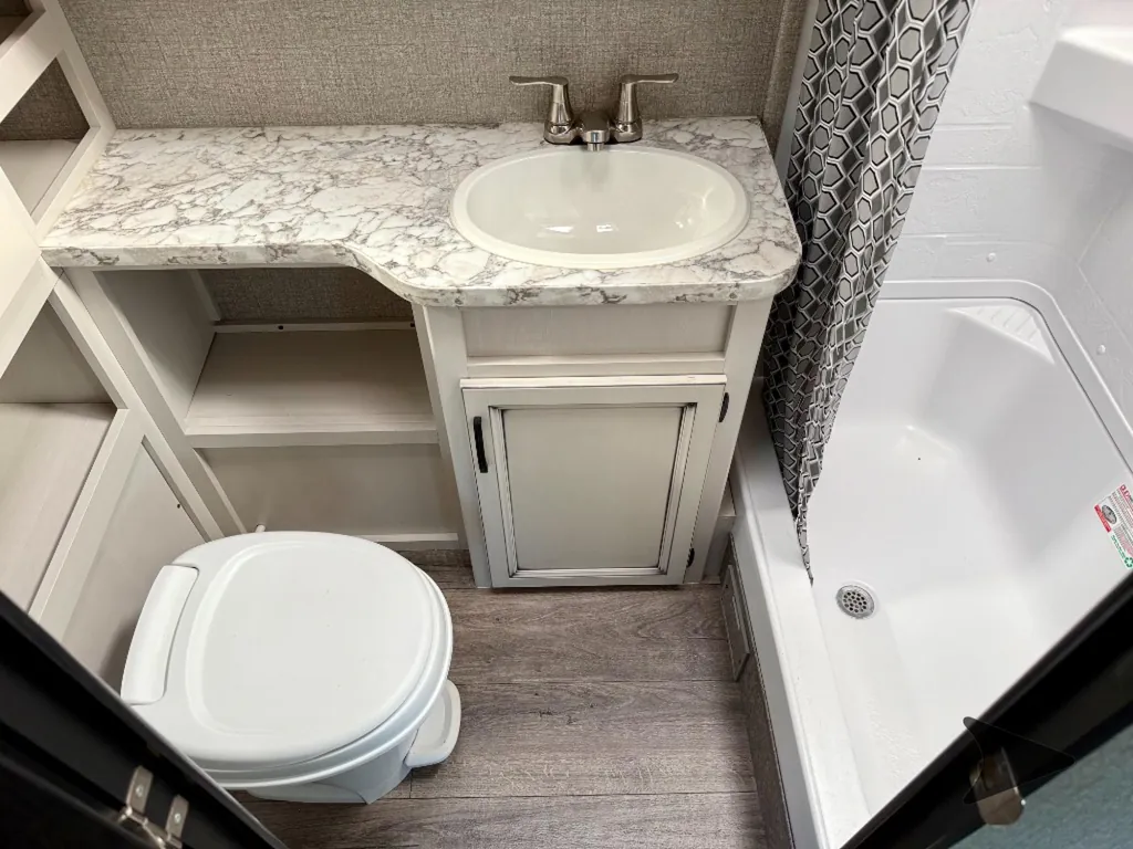 2020 Jayco Jay Feather 16RK, Photos photo 32