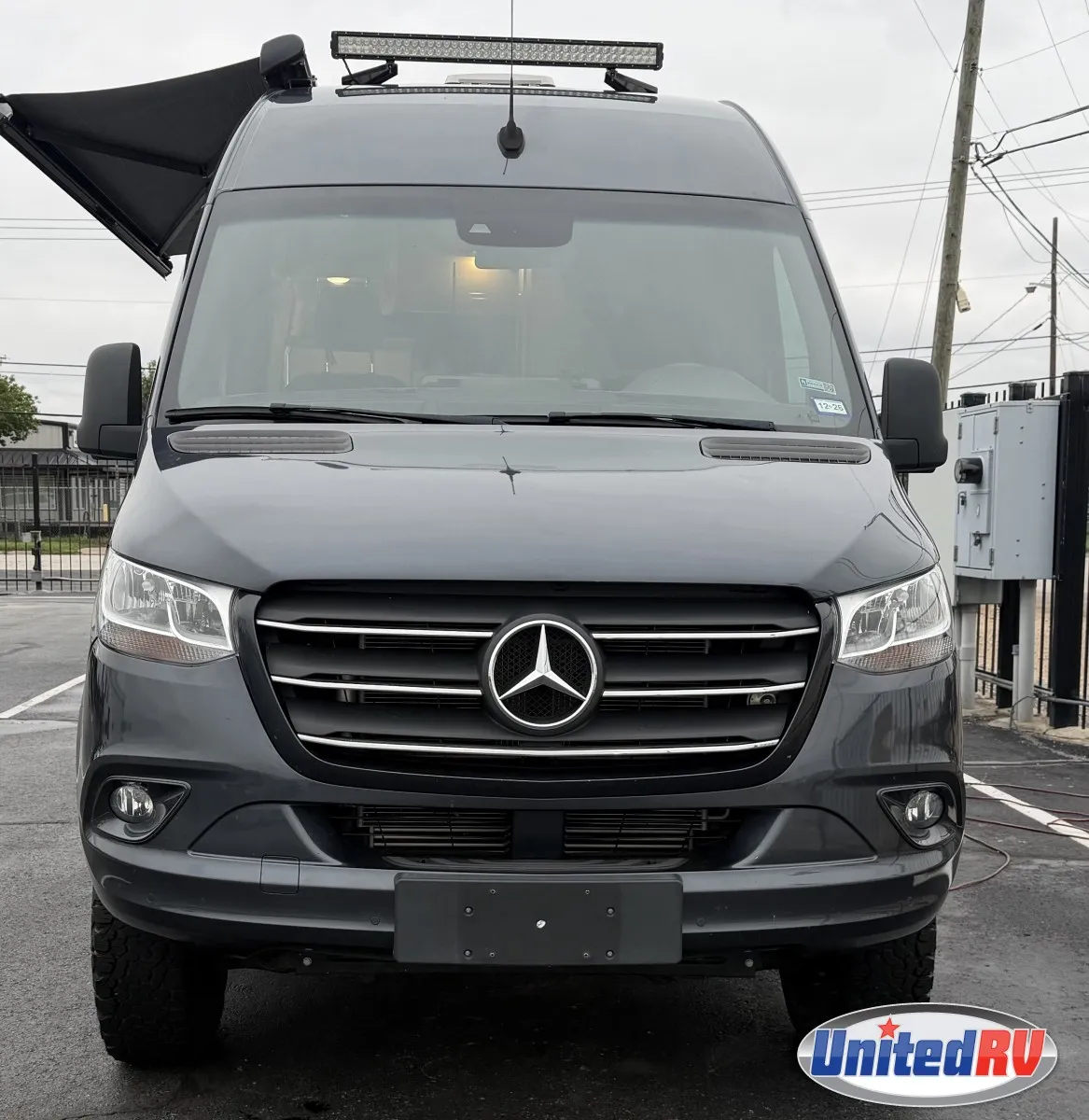 2023 Thor Motor Coach Sanctuary 19L - Photo 3
