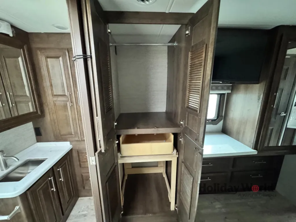 2022 Entegra Coach Accolade 37K, Photos photo 34
