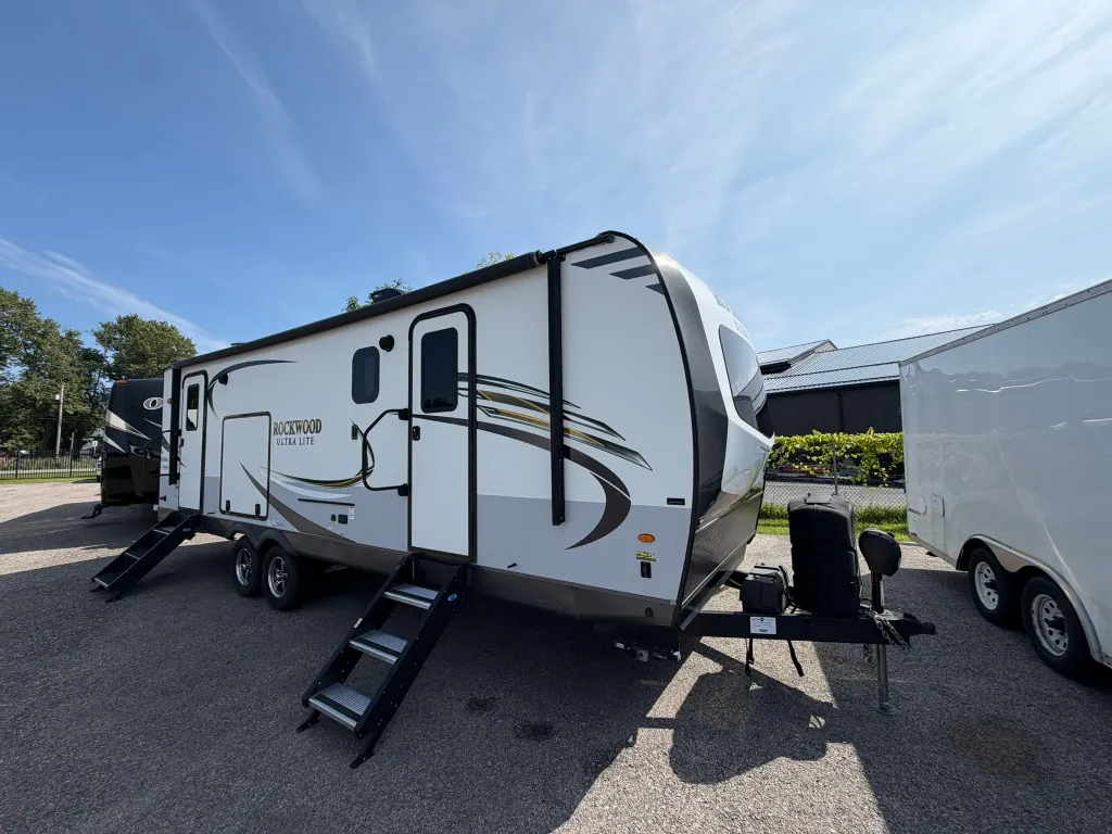 2020 Forest River Rockwood Ultra Lite 2614BS - Photo 2