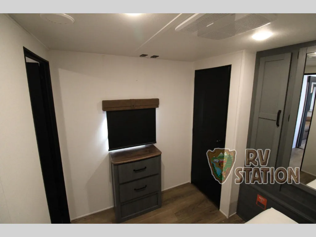 2027 Forest River Puma 32BHQS, Photos photo 43
