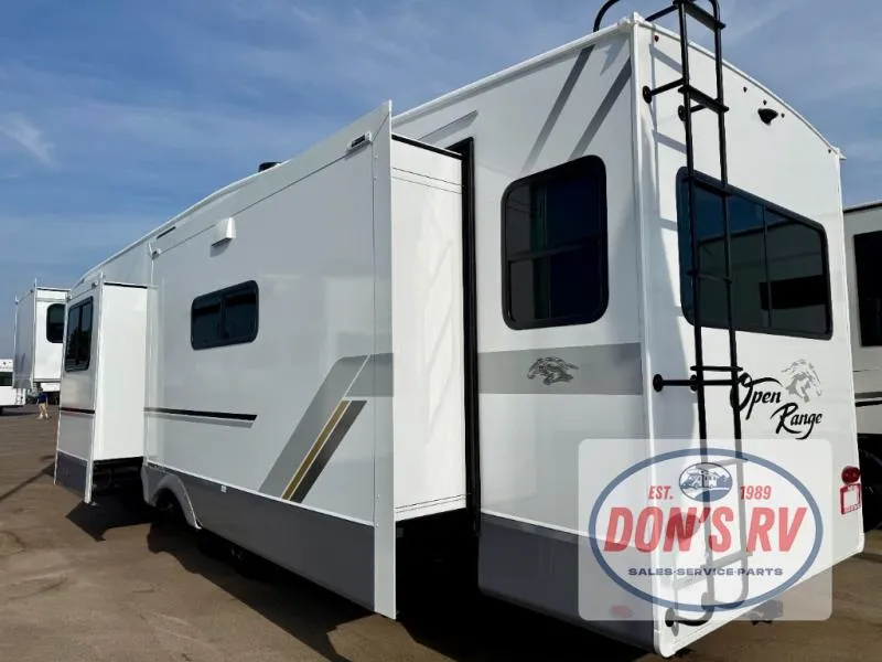2026 Open Range RV Roamer 35MRQS - Photo 4