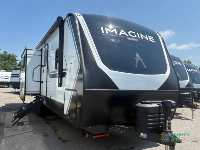 2027 Grand Design Imagine 2670MK - Photo 2