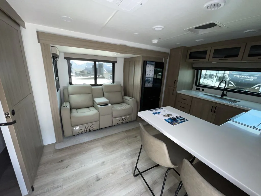 2027 Forest River Flagstaff Micro Lite 25MBR — Photo 6