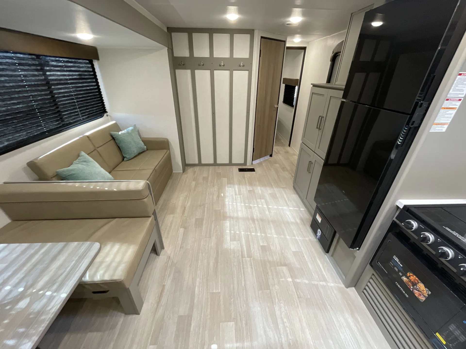 2026 Keystone Hideout Sport 291BRWE — passenger seat