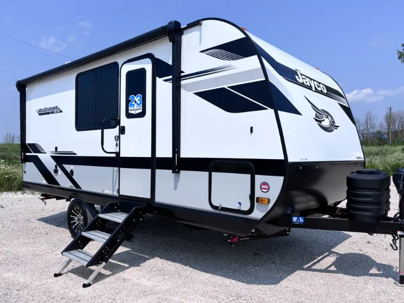 2025 Jayco Jay Feather Air 18MBH - Photo 2