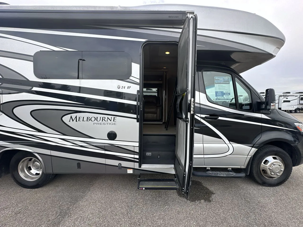 2021 Jayco Melbourne Prestige 24LP - Photo 3