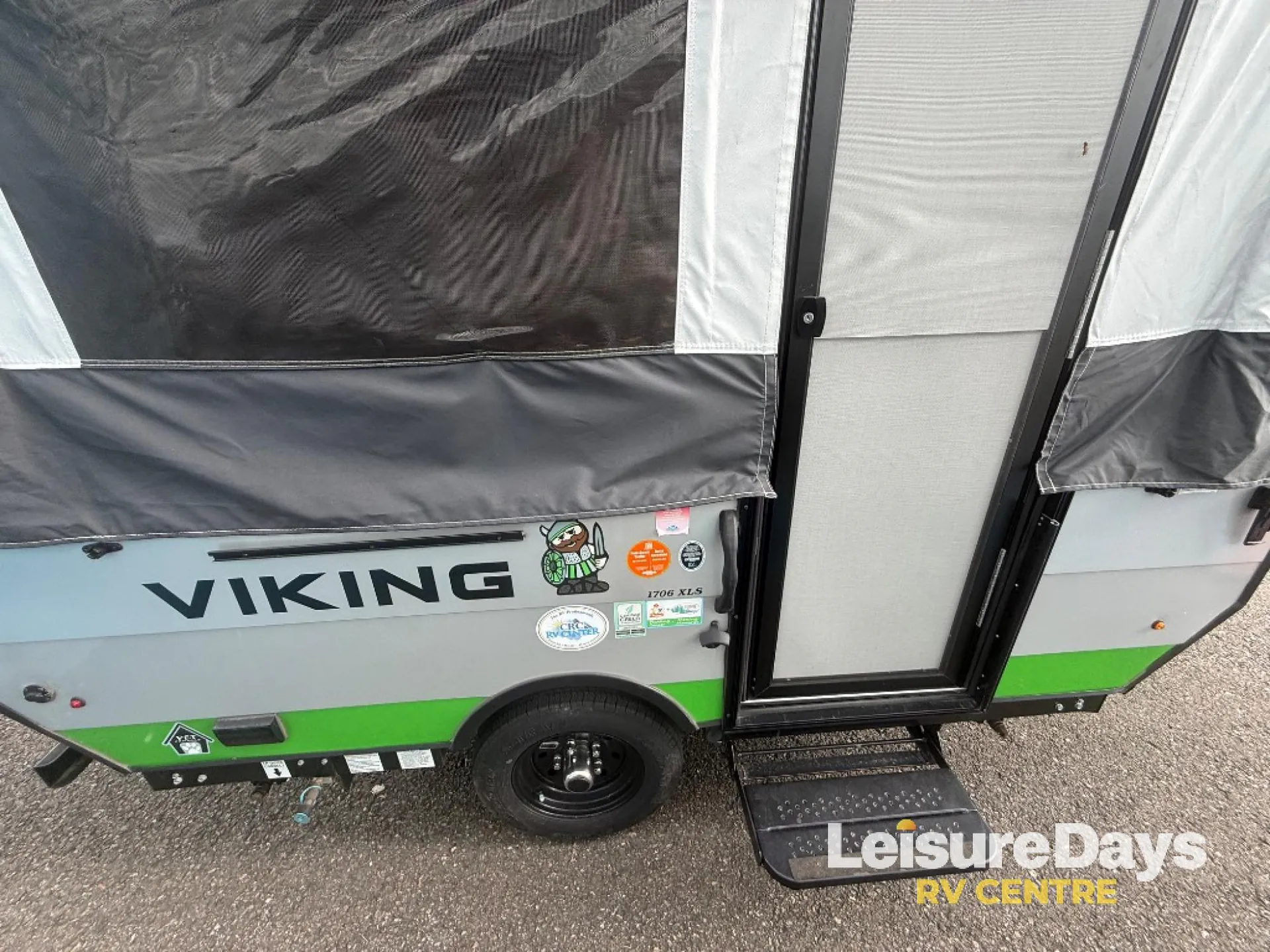 2023 Forest River Viking 1706XLS — Photo 7