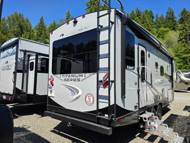 2025 Outdoors RV Glacier Peak Titanium Series 26RDS - Photo 4