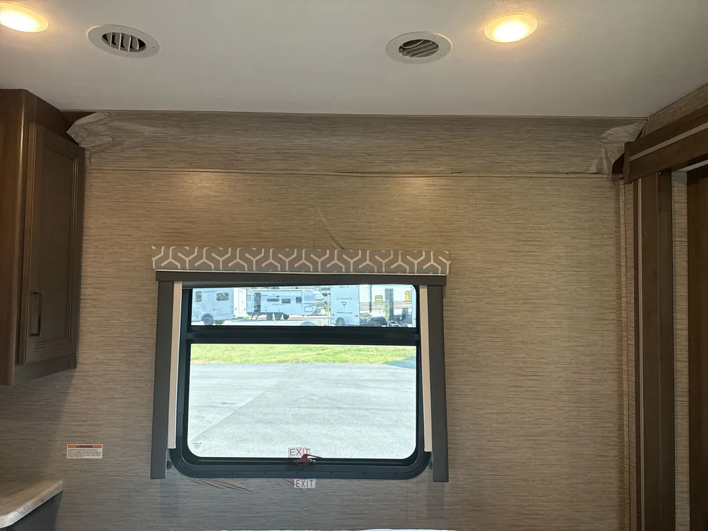 2022 Thor Motor Coach Freedom Traveler A32, Photos photo 46