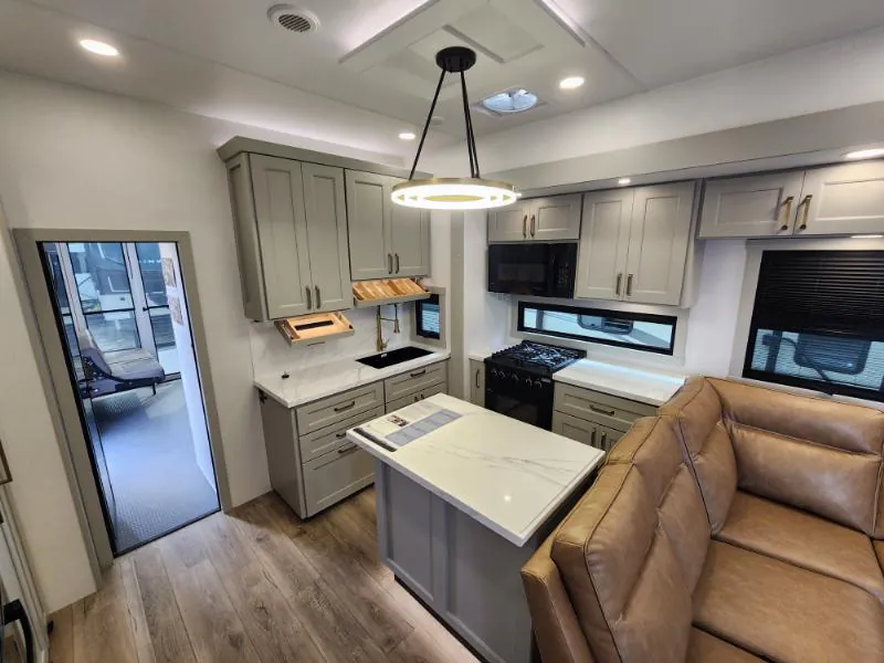 2026 Brinkley Model G 3970, Photos photo 69
