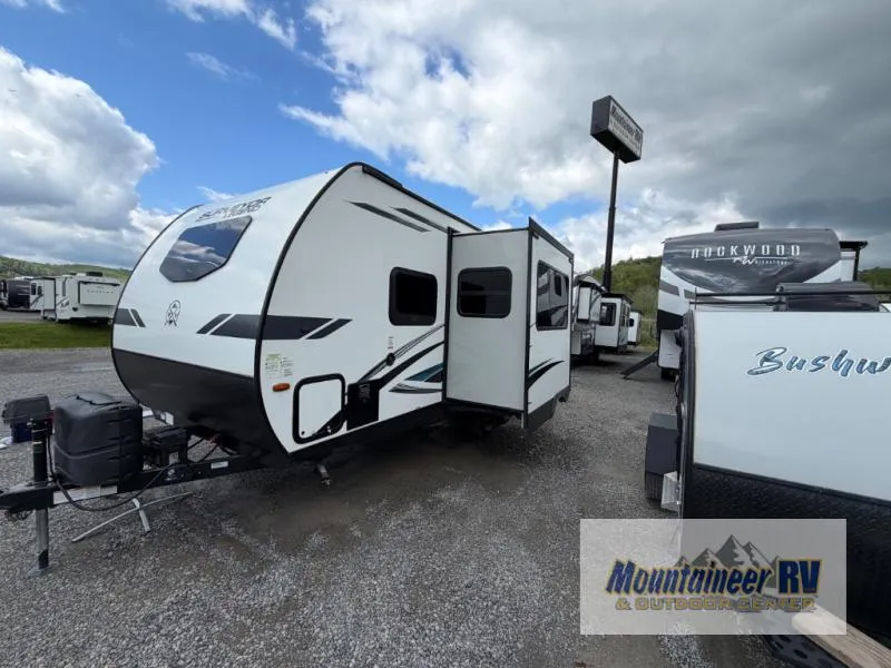 2022 Forest River Surveyor Legend 240BHLE - Photo 4