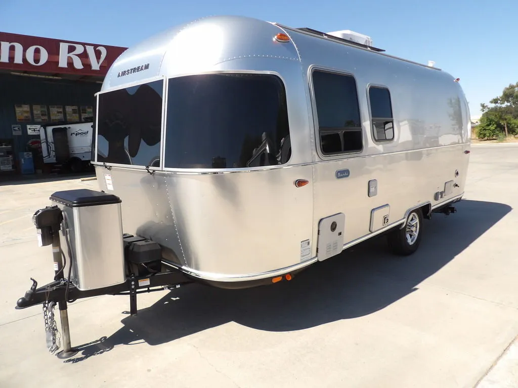 2025 Airstream Bambi 22FB - Photo 3
