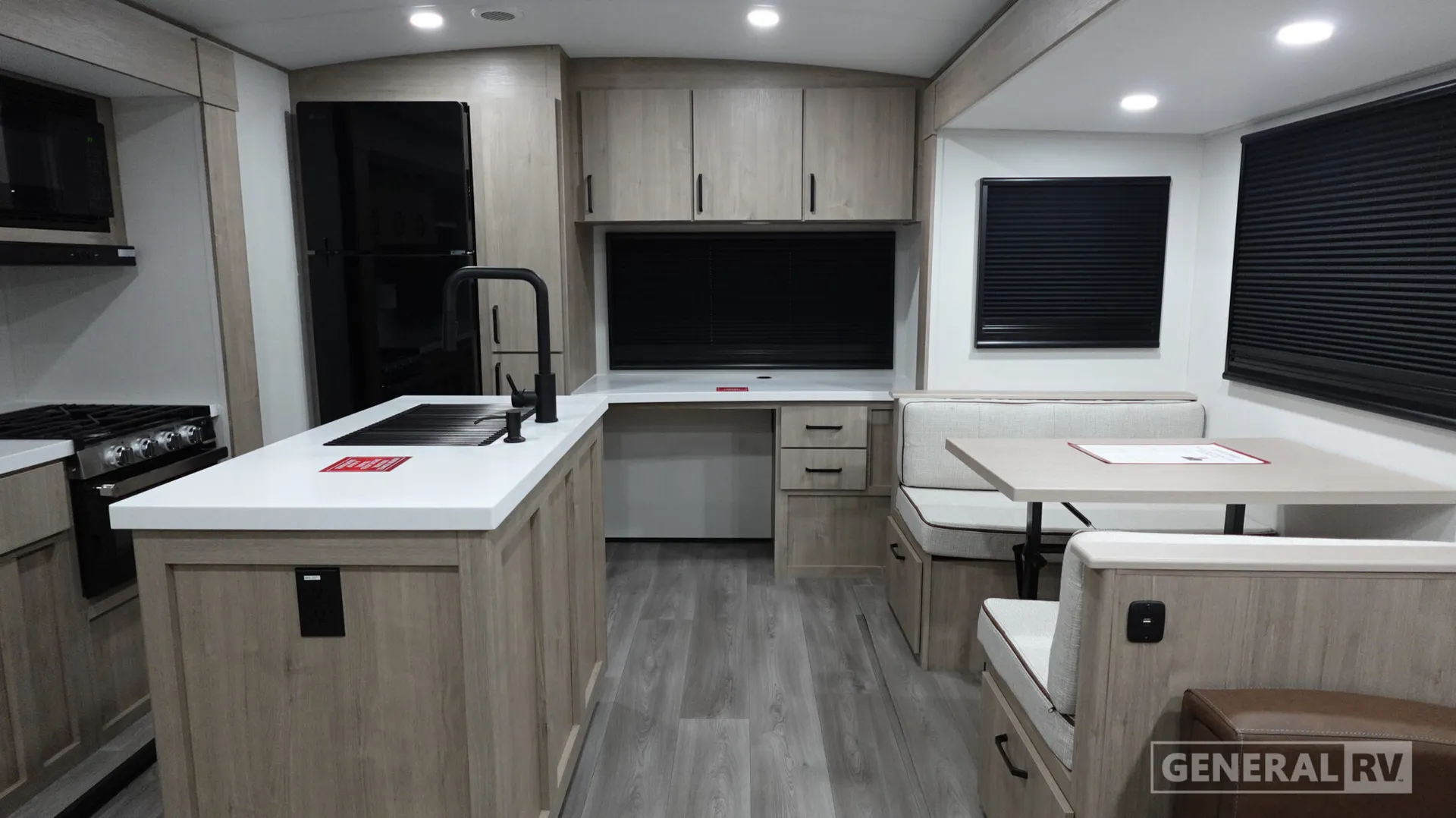 2026 Grand Design Imagine 2670MK - Photo 3