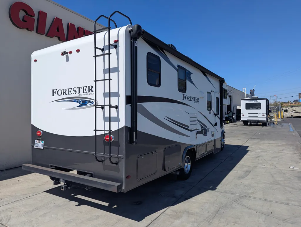 2018 Forest River Forester 2421MS, Photos photo 6