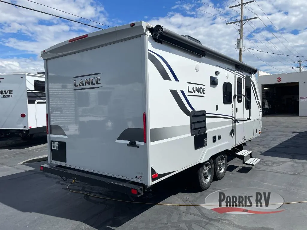 2021 Lance Lance Travel Trailers Used    1985 - Photo 4