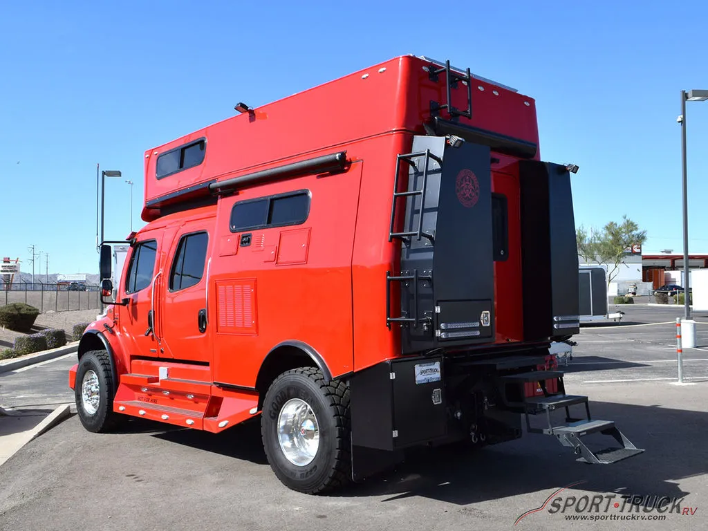 2010 Freightliner RED-diculous - Photo 4