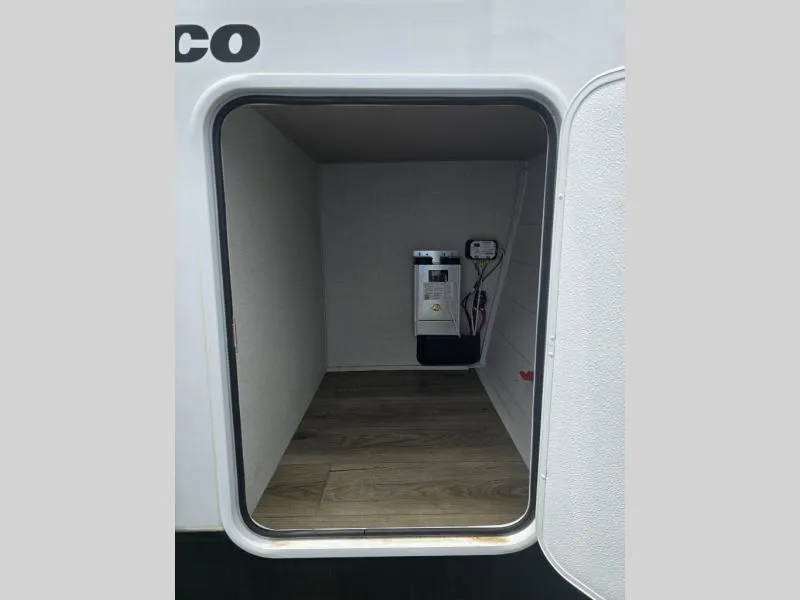 2026 Jayco Seismic New    265 - Photo 4