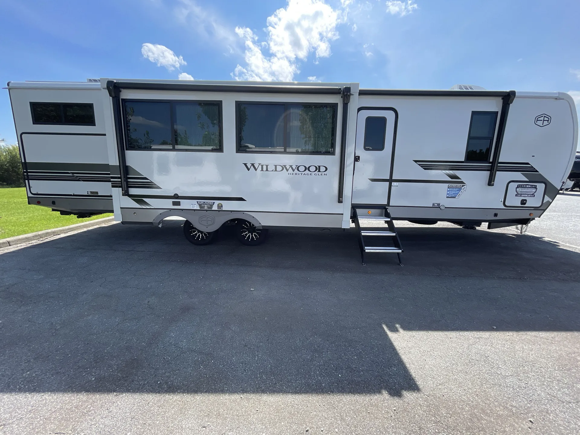 2027 Forest River Wildwood Heritage Glen 310BHI — campside